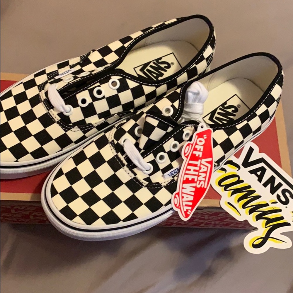 NIB Checkerboard Authentic Vans